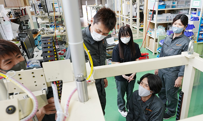 小鳥居さん-木曽川工場内での写真07