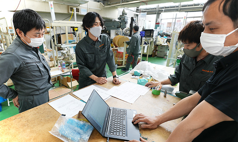 小鳥居さん-木曽川工場内での写真08